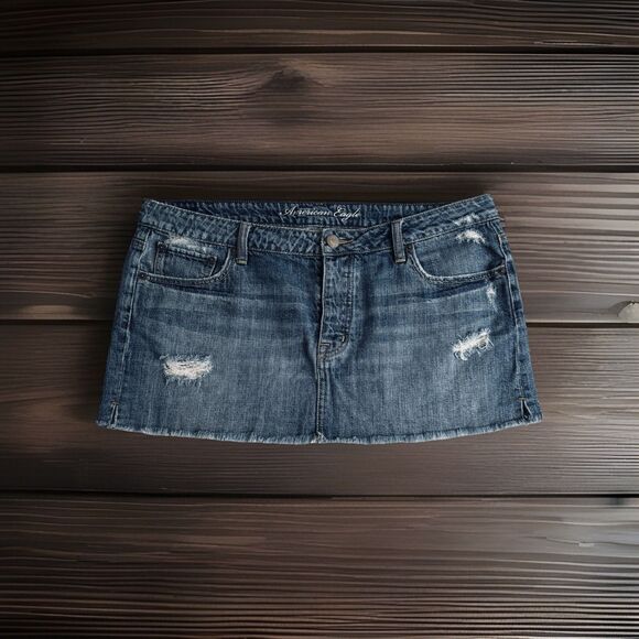 American Eagle Denim Mini Skirt 14 (37x12.5) Blue Distressed Button Cotton Women - Picture 1 of 10